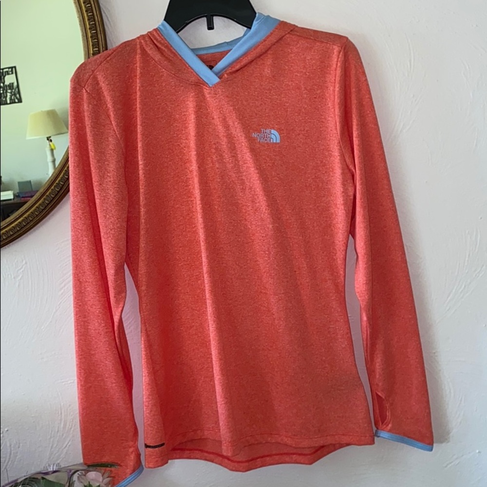 fitness long sleeved women’s shirt